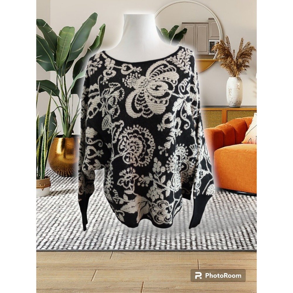 Sundance Womens Floral Textured Sweater Dolman Sleeves Black White Sz M